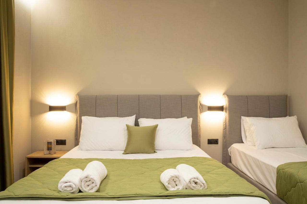 Olympus Suites 帕拉利亚潘塔利莫诺斯 外观 照片
